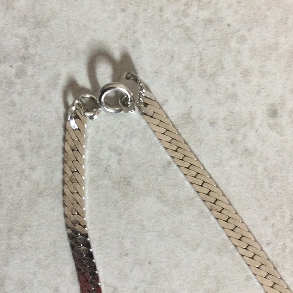 Blue flower heart on silver chain necklace - Picture 5 of 6